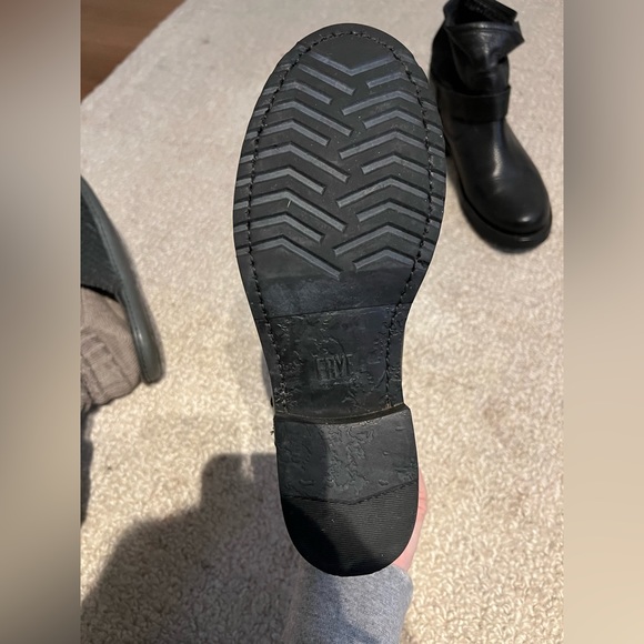 Frye Veronica Booties SIZE 6.5 - Picture 5 of 5